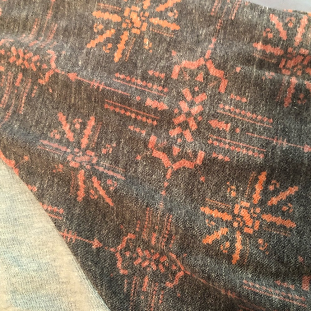 LuLaRoe Randy - Picture 2 of 2